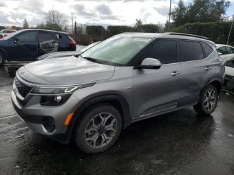 2021 Kia Seltos KNDERCAA5M7166788