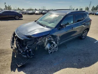 2021 Kia Seltos KNDEU2AAXM7216562