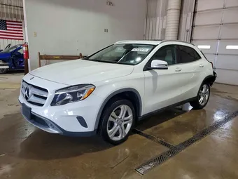 2015 Mercedes-Benz GLA-Class WDCTG4GB8FJ126501