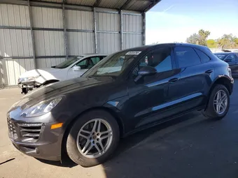 2018 Porsche Macan WP1AA2A57JLB19119