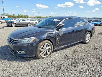 2018 Volkswagen Passat 1VWBA7A39JC042123