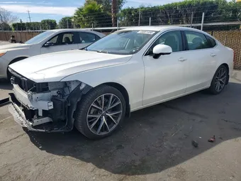 2018 Volvo S90 LVY982MK1JP028978