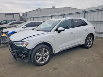 2024 Audi Q3 WA1DECF31R1051305