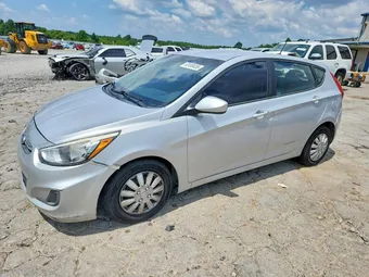 2016 Hyundai Accent KMHCT5AE1GU267464