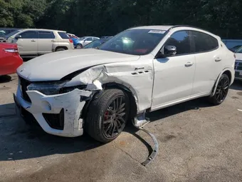 2022 Maserati Levante ZN661YUM1NX385858