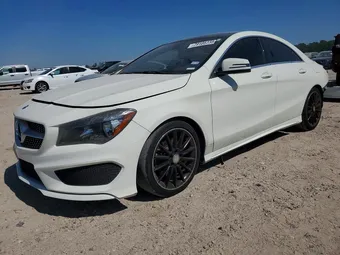 2015 Mercedes-Benz CLA-Class WDDSJ4EB9FN228104