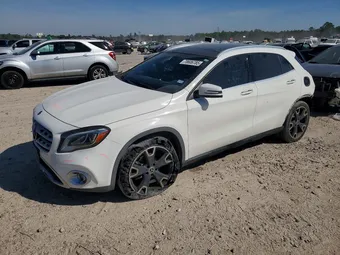 2019 Mercedes-Benz GLA-Class WDCTG4GB8KJ578653