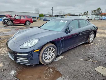 2015 Porsche Panamera WP0AA2A75FL003296