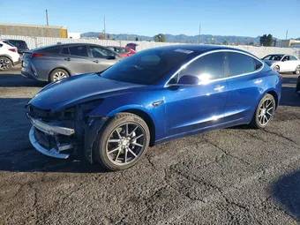2019 Tesla Model 3 5YJ3E1EA5KF427135 Lot 72230025