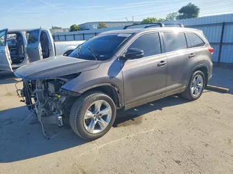 2018 Toyota Highlander 5TDDZRFH4JS853721 Lot 48809356