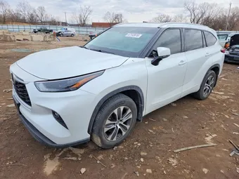 2022 Toyota Highlander 5TDGZRBH8NS181980 Lot 47143616