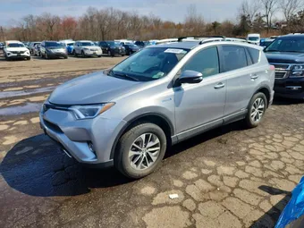 2018 Toyota RAV4 JTMRJREVXJD236419 Lot 48146586