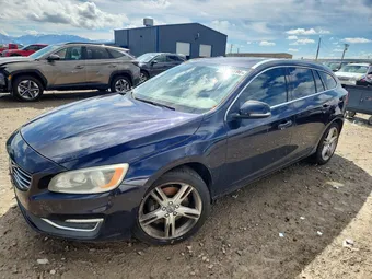 2016 Volvo V60 YV1612SKXG1312102