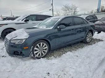 2017 Audi A4 WAUNNAF44HN057840