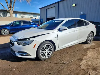 2018 Buick Regal Sportback W04GN6SX2J1067556