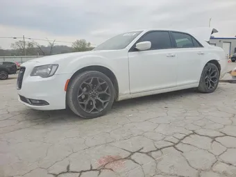 2016 Chrysler 300 2C3CCABG4GH223897
