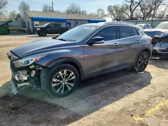 2017 Infiniti QX30 SJKCH5CR4HA036144