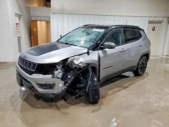 2019 Jeep Compass 3C4NJDDB6KT756542 Lot 98717905