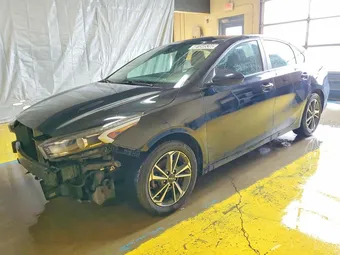 2023 Kia Forte 3KPF24AD3PE569133 Lot 48154536