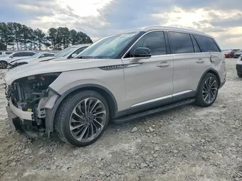 2022 Lincoln Aviator 5LM5J7WC8NGL03421