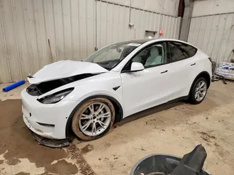 2022 Tesla Model Y 7SAYGDEE4NF354674 Lot 41950386