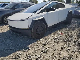 2024 Tesla Cybertruck 7G2CEHED2RA033731