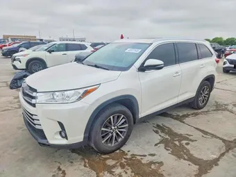 2019 Toyota Highlander 5TDKZRFH8KS551812 Lot 48537446