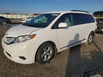 2017 Toyota Sienna 5TDKZ3DC4HS787354 Lot 46759136