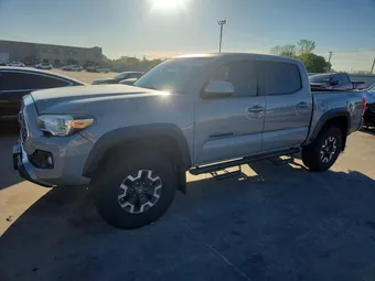 2018 Toyota Tacoma 5TFAZ5CN3JX062368 Lot 48908106