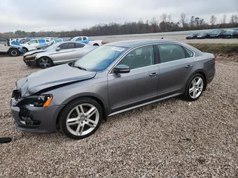 2015 Volkswagen Passat 1VWBV7A32FC053394