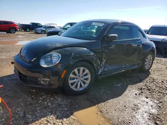 2016 Volkswagen Beetle 3VWF17AT5GM636717
