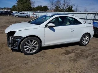 2015 Volkswagen Eos WVWBW8AH0FV001543