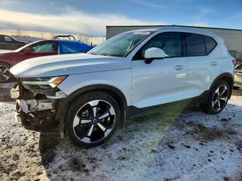 2022 Volvo XC40 YV4162UK1N2652998