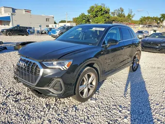 2022 Audi Q3 WA1EECF38N1033382