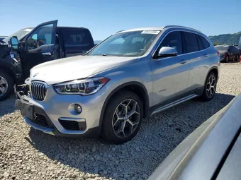 2016 BMW X1 WBXHT3Z32G4A48049