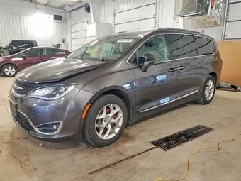 2019 Chrysler Pacifica 2C4RC1EG1KR644576 Lot 49634136