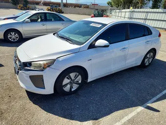 2017 Hyundai Ioniq KMHC65LC9HU036929
