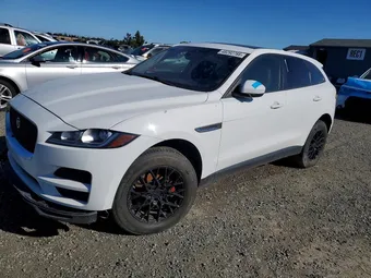 2017 Jaguar F-PACE SADCS2BV8HA490208