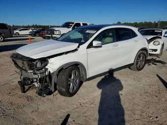 2019 Mercedes-Benz GLA-Class WDCTG4GBXKJ548540