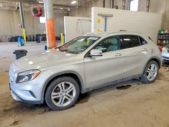 2016 Mercedes-Benz GLA-Class WDCTG4GB9GJ250021