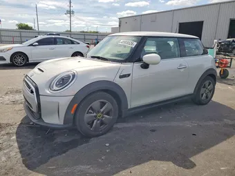 2022 Mini 3-Door WMW13DJ01N2S11170