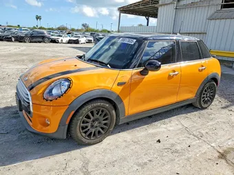 2015 Mini Cooper WMWXS5C52FT828214