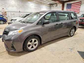2018 Toyota Sienna 5TDZZ3DC3JS934946 Lot 46057426