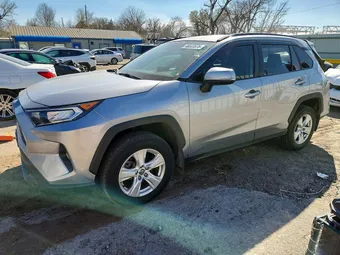 2021 Toyota RAV4 2T3P1RFV4MC185076 Lot 46523576