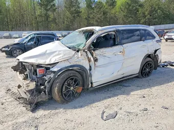 2018 Toyota Highlander 5TDDZRFH4JS878179 Lot 48151256