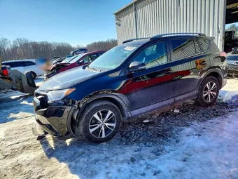 2018 Toyota RAV4 2T3RFREV8JW715412 Lot 75870525