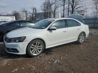 2019 Volkswagen Passat 1VWLA7A34KC012100