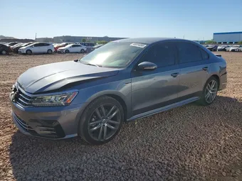 2018 Volkswagen Passat 1VWAA7A31JC038059