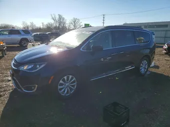 2017 Chrysler Pacifica 2C4RC1BG2HR513590 Lot 47652196