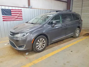 2017 Chrysler Pacifica 2C4RC1BG6HR734299